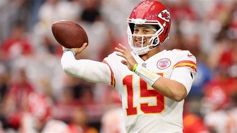 Patrick Mahomes’ Contract Was The Biggest In The NFL… But He’s 7th Now