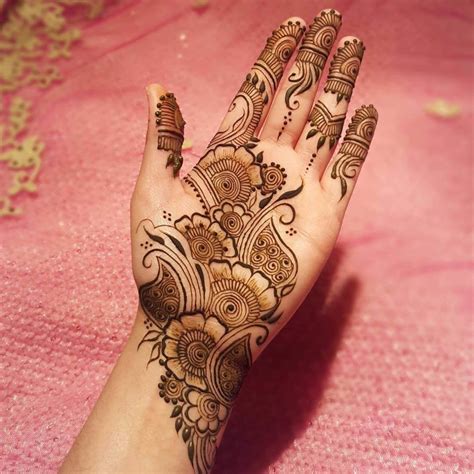 Simple Arabic Mehndi Designs for Left Hand - K4 Fashion