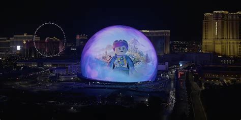 LEGO Fortnite Lights Up The Sphere - BricksFanz