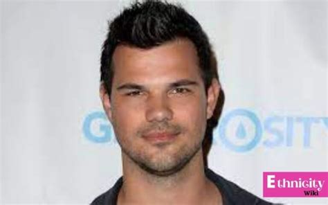 Taylor Lautner Ethnicity, Parents, Wiki, Biography, Age, Girlfriend ...