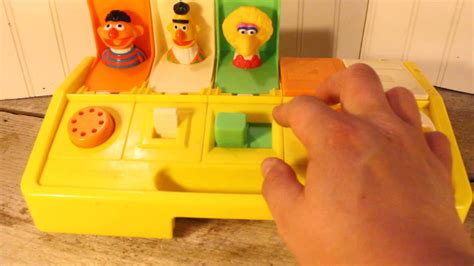 Vintage 1985 Playskool Sesame Street Poppin Pals Pop-Up Muppets - YouTube