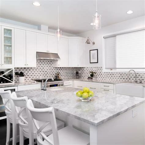 White Quartzite Kitchen