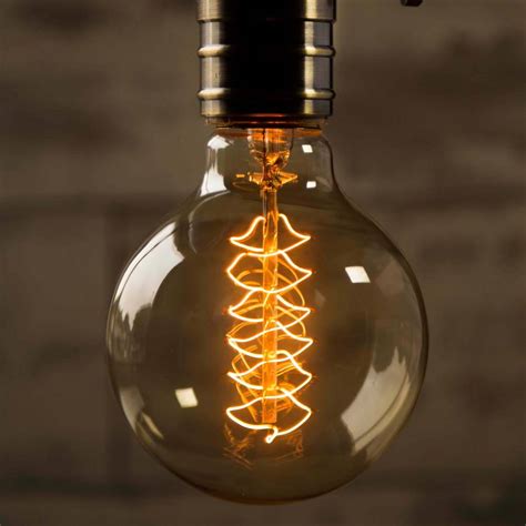 Globe Edison Vintage Style Light Bulb 40 W E27 B22 By William & Watson