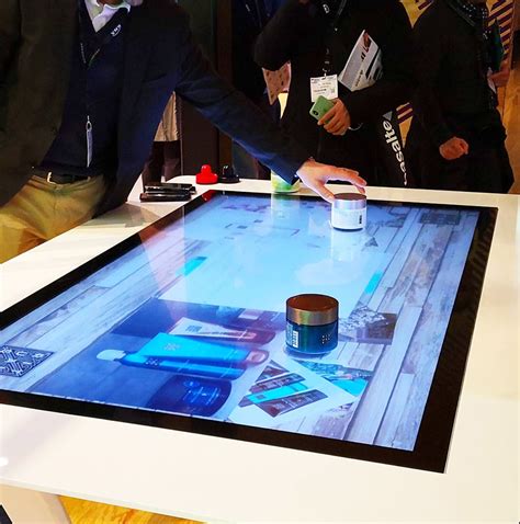 UHD MultiTouch Table with Object-Recognition NEXUS
