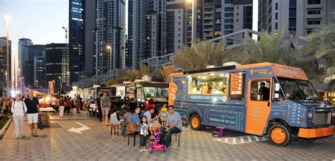 Dubai Food Festival "DFF" Street Nights | Dubai Fashion Blog