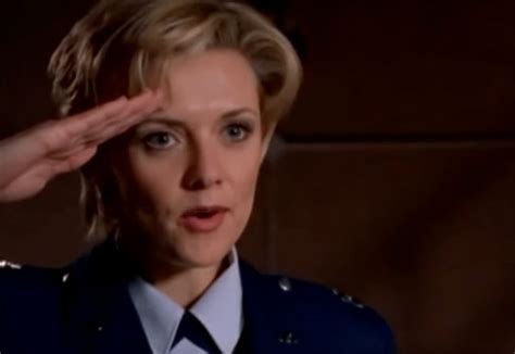 She Played 'Samantha Carter' In Stargate SG-1. See Amanda Tapping Now At 57. - Ned Hardy