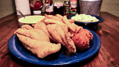 David's Catfish House | Brewton | Seafood | Steaks | Burgers