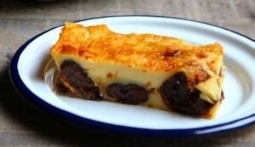 Recette de Far Breton Aux Pruneaux - Recipe From Brittany • French Today