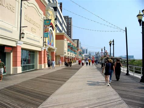 Atlantic City Boardwalk - Corel Discovery Center