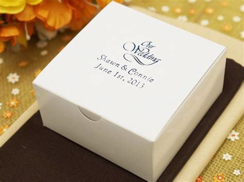 Personalized Cake Box (large emblem) - 100 Count | eFavorMart | Wedding cake boxes, Personalized ...