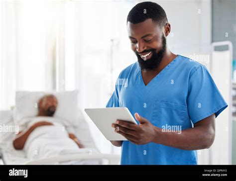 Black patient happy smiling hi-res stock photography and images - Alamy