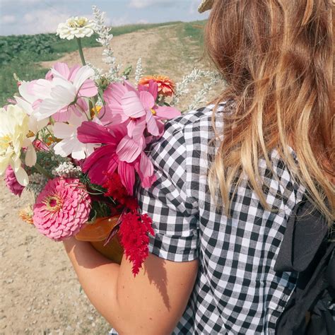 A Day at the Flower Fields - Zoë With Love