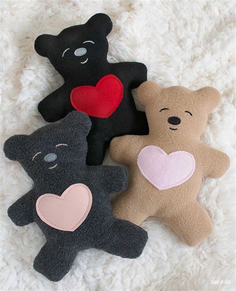 Teddy Bear Pattern | The Love Bear | Scratch and Stitch