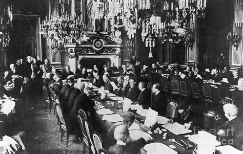 Wwi: Treaty Negotiations Photograph by Granger