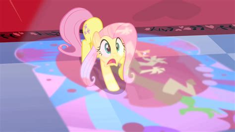 Image - Fluttershy scared S2E01.png | My Little Pony Friendship is ...