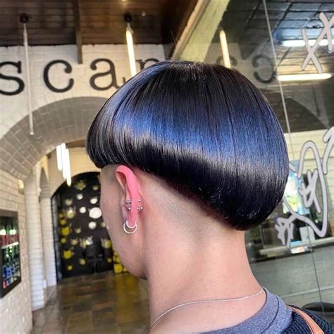 70 Hottest Mushroom Haircuts for Girls Trending In 2022 – Hairstyle Camp