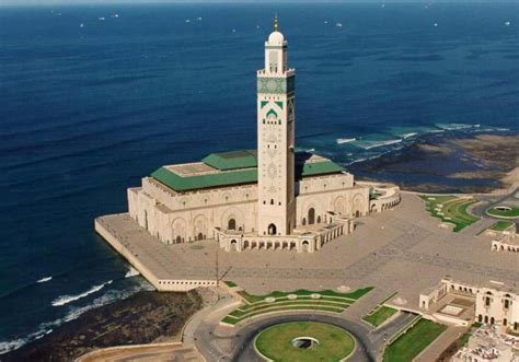 Maroc: Une souris provoque une bousculade dans la grande mosquée Hassan II Travel Destinations ...