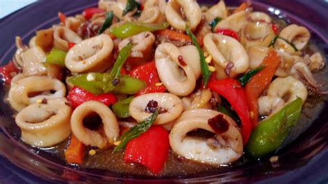 RESTAURANT STYLE SPICY SQUID STIR FRY/SUPER EASY RECIPE - YouTube