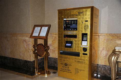 Gold ATM Emirates Palace (1) | Abu Dhabi | Pictures | United Arab Emirates in Global-Geography