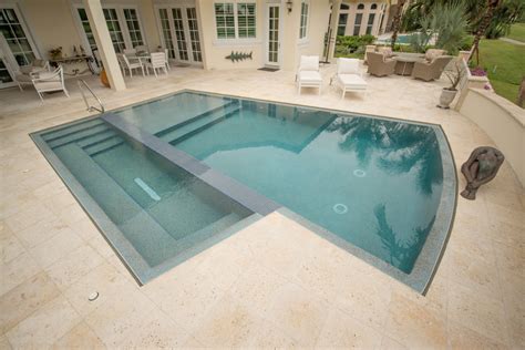 Knife Edge Pool 2 - Modern - Pool - Miami - by A&G Concrete Pools, Inc. | Houzz