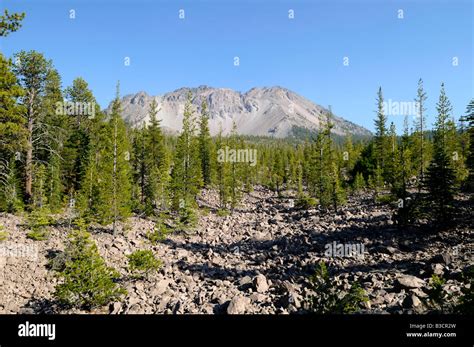 Lassen Peak. Lassen Volcanic National Park, California, USA Stock Photo ...