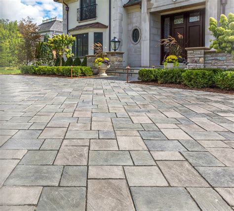 A BUYERS GUIDE FOR SELECTING PATIO STONES - Mr. Interlock