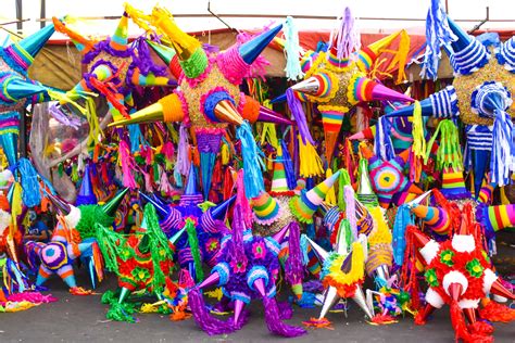 Pinatas En Mexico