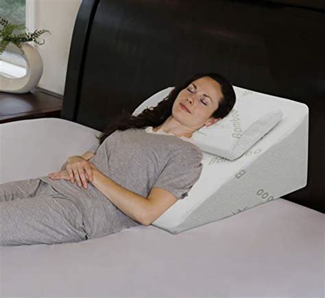 The 15 Best Wedge Pillows To Help Relieve Chronic Pain