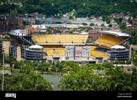 Pittsburgh, PA. downtown area skyline Stock Photo - Alamy