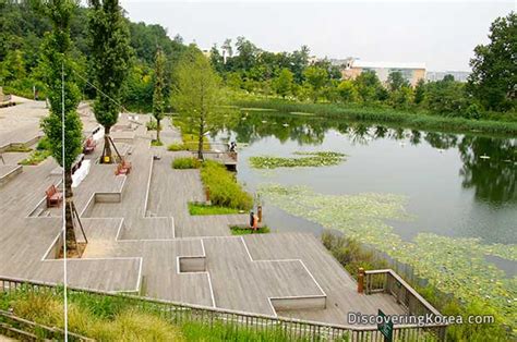 West Seoul Lake Park | Discovering Korea