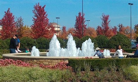 Fountain in Fall @Ashley Park, Newnan, GA. | Vacation spots, Newnan ...