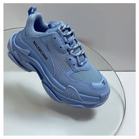 BALENCIAGA Triple S Sneaker | Balenciaga shoes, Trending shoes, Chunky shoes