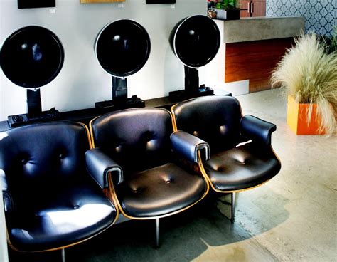 5 Best Salon Hair Dryer Chairs in 2021: Top Models Reviewed