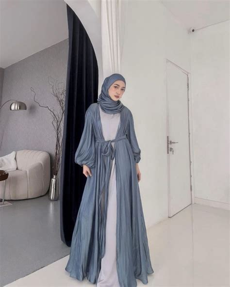 Inspirasi Dress Lebaran Elegan dari Selebgram yang Bisa Kamu Tiru - Stylo