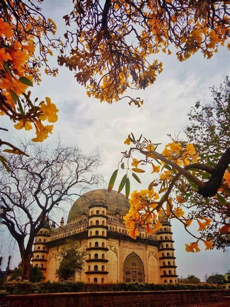 Gol Gumbaz , Bijapur , Karnataka , India | Gol gumbaz, Bw art, Indian ...