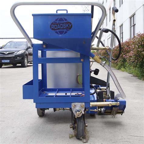 RS-1 Thermoplastic Road Marking Machine - Nanjing Roadsky Traffic ...