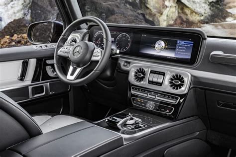 Mercedes-Benz Revamps the G-Wagon With a New Interior - CarNewsCafe