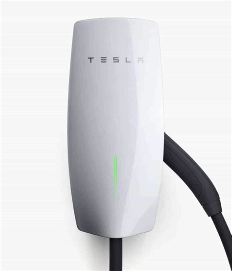 Can I Use a Portable Solar Charger for Tesla?