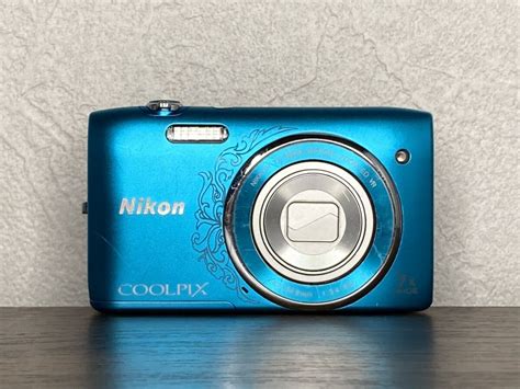 Yahoo!オークション - Y304 ニコン Nikon COOLPIX S3500 コンパクトデ...