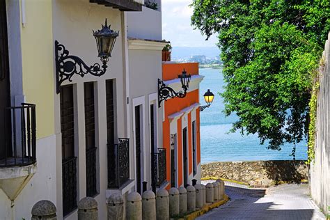 7 Historic Beachfront Towns to Visit on a Caribbean Beach Vacation