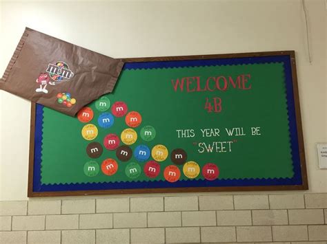 M&M's bulletin board for the beginning of the year. | Teacher bulletin boards, Kindergarten ...