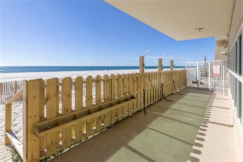 Beach Getaways: Crystal Shores Unit 901 in Gulf Shores – Beach Getaways