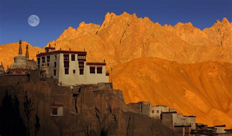 Ladakh: Mountain Monasteries & Untouched Landscapes | Black Tomato