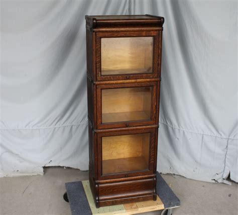 Bargain John's Antiques | 1/2 stack Mini quarter sawn Oak Bookcase - Original finish - Macey ...