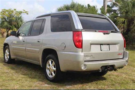 Autotrader Find: 2004 GMC Envoy XUV With 54,000 Miles - Autotrader