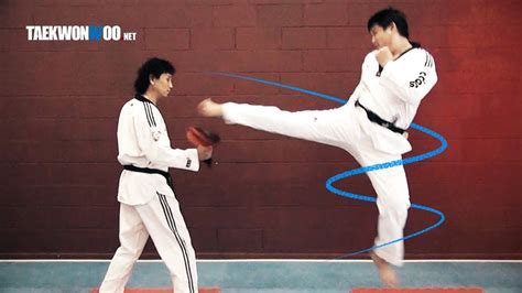 How To Do A Taekwondo Kick - Self Defense