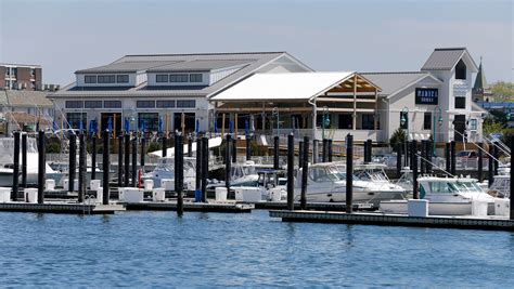 Marina Grille opens along Shark River in Belmar