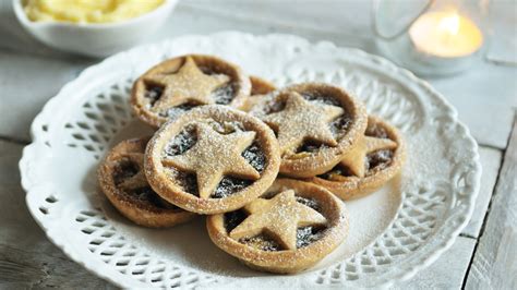 Top 5 Favourite Bakes To Make This Christmas | The Ecolytical