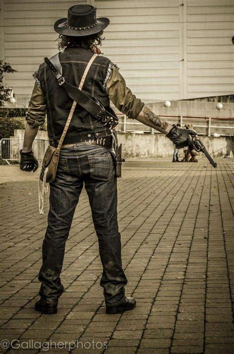 Red dead redemption cosplay | Cosplay Amino