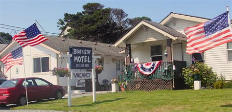 BEACH STAY MOTEL - Updated December 2024 - 421 N Miller St, Rockaway Beach, Oregon - Hotels ...